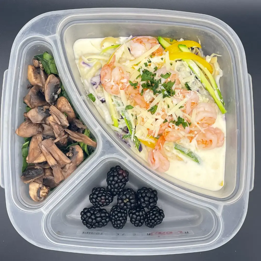 High Protein | Viernes | Comida | Fettuccine y mix Alfredo