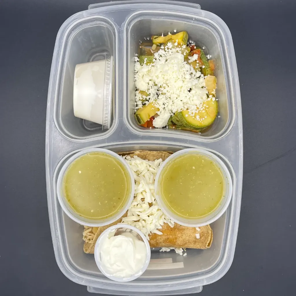 Kids | Lunes | Comida | Entomatadas de pollo