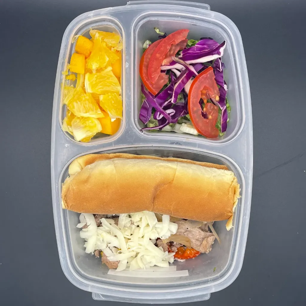Kids | Lunes | Desayuno | Hot dog de carne
