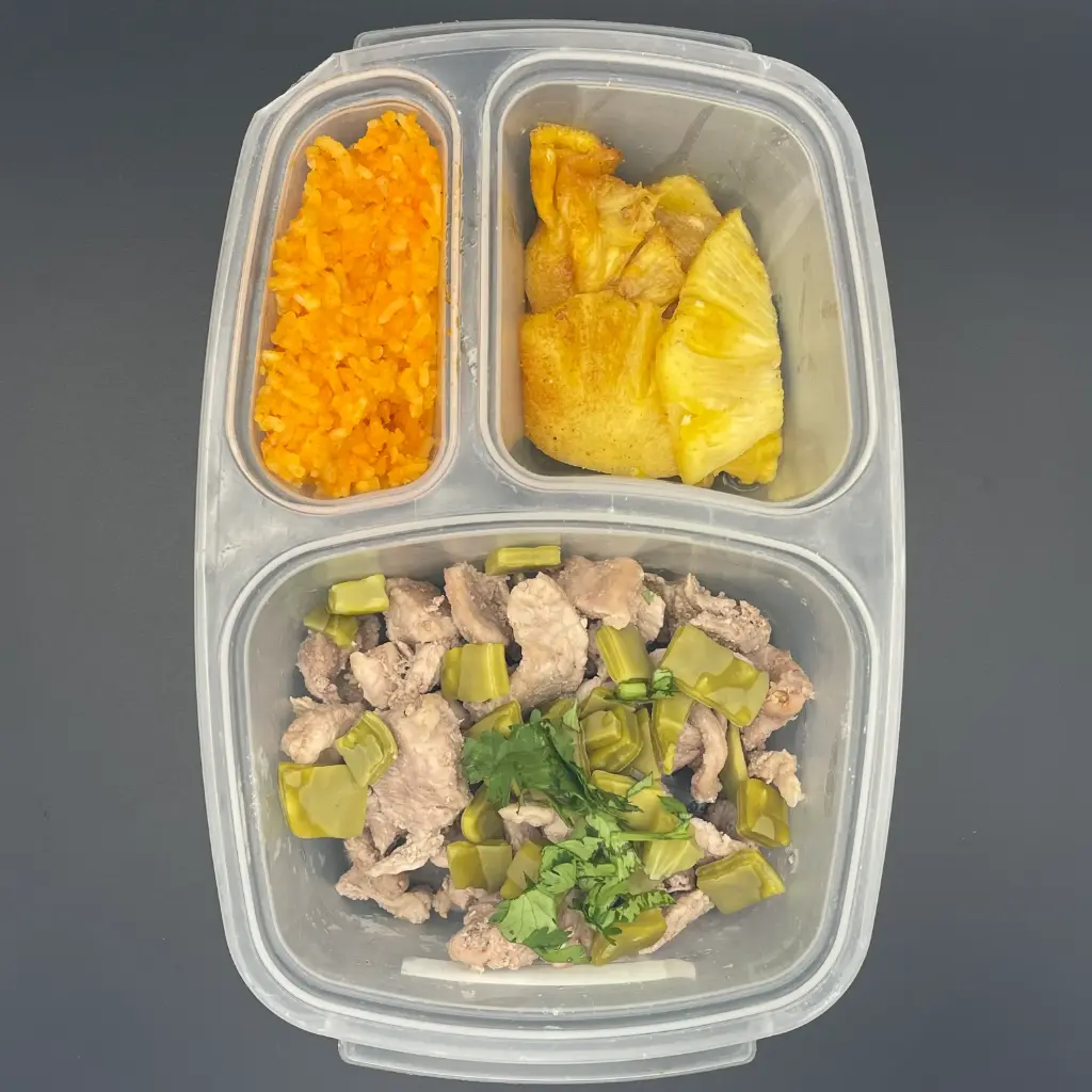 Kids | Lunes | Comida | Cerdo con nopales