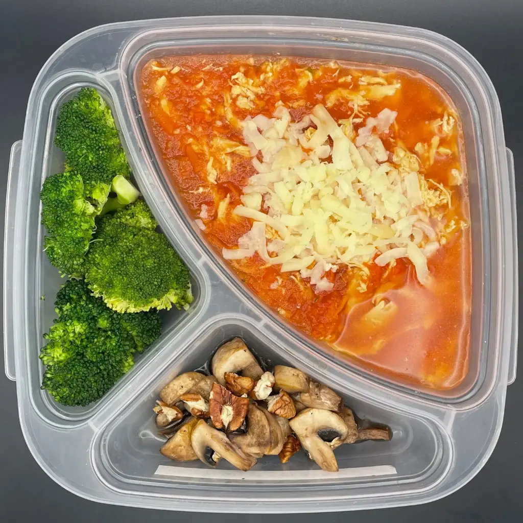 Low carb | Lunes | Desayuno | Pollo entomatado