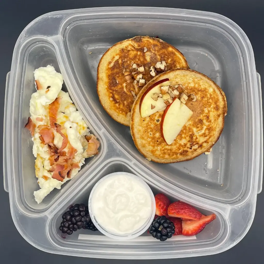 Saludable | Viernes | Cena | Hot cakes de manzana