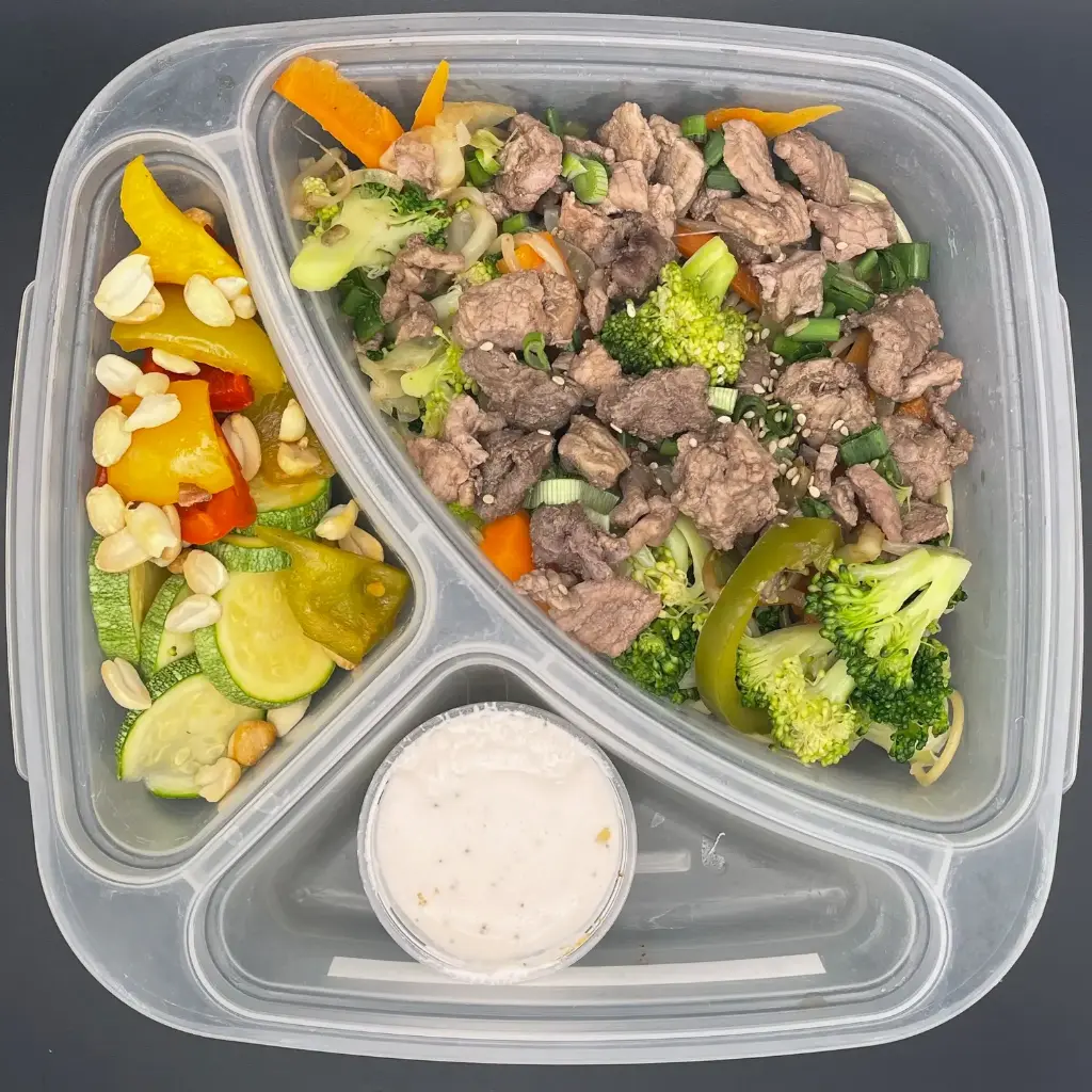 Saludable | Martes | Comida | Chow mein con res