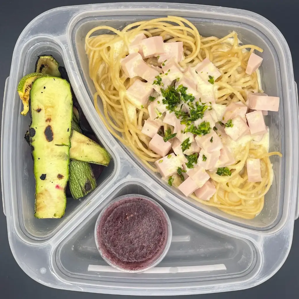 Saludable | Martes | Desayuno | Spaguetti a los 3 quesos