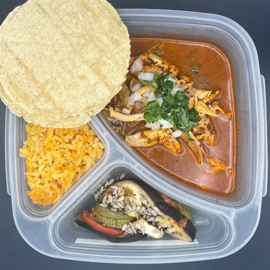 Saludable | Martes | Comida | Birria de pollo